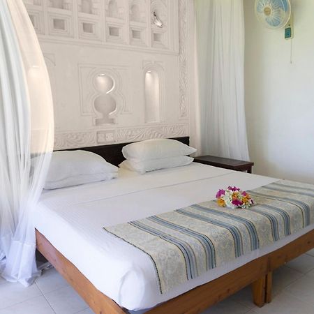 Reef Hotel Μομπάσα Εξωτερικό φωτογραφία